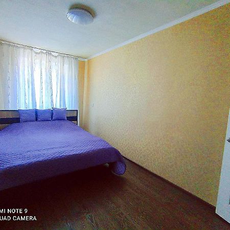Центр Автовокзал 2 Кв Apartaments Dnipro Exterior foto